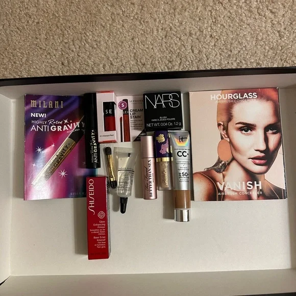 Make up bundle - Picture 2 of 6